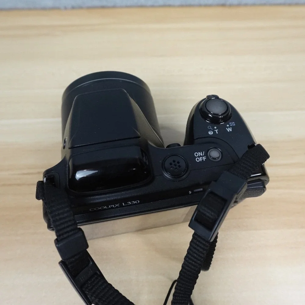 Nikon Coolpix L330 20.2MP Digital Bridge Camera 26x Optical Zoom Black - Tested